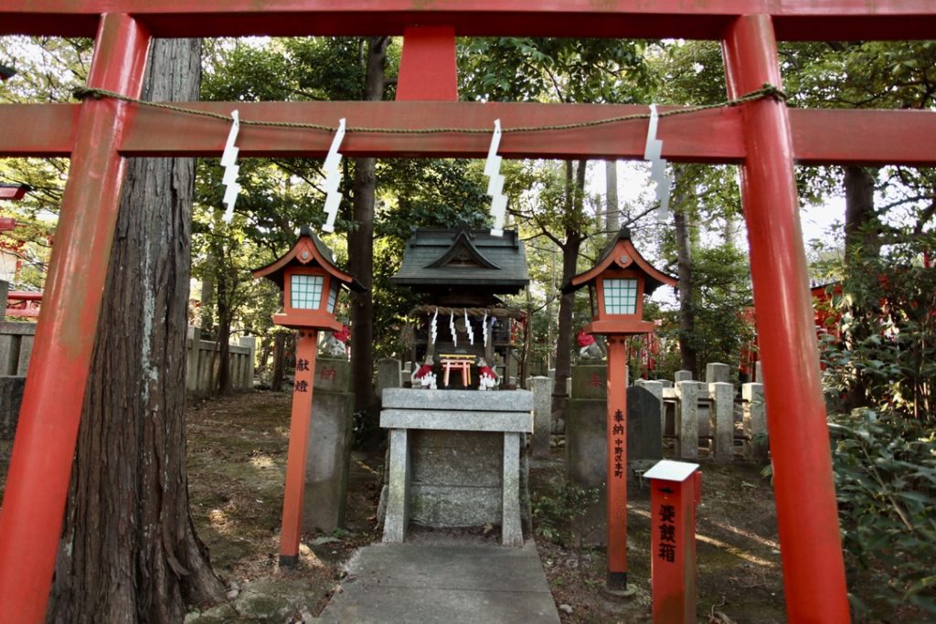 The subordinate shrine of Higashi-Fushimi Inari Shrine